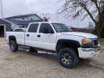 2006 GMC Sierra 2500HD Work Truck 4WD 87,000 mi