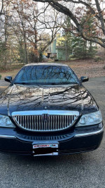 2011 Lincoln Town Car 108,000 mi
