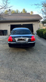 2011 Lincoln Town Car 108,000 mi