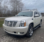 2007 Cadillac Escalade 147,000 mi
