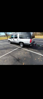 GMC Suburban 95,000 mi