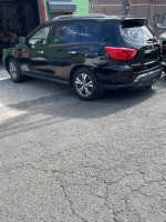 2017 Nissan Pathfinder S FWD 106,000 mi