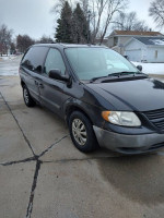 2007 Dodge Caravan 102,000 mi