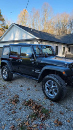 2013 Jeep Wrangler Unlimited Rubicon 4WD  51,000 mi