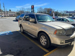 2005 Lincoln Navigator 135,000 mi