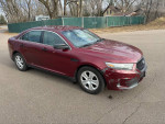 2013 Ford Taurus 133,000 mi