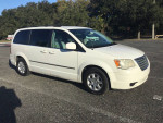 2010 Chrysler Town and Country Touring FWD 83,000 mi