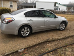 2010 Nissan Altima 104,000 mi