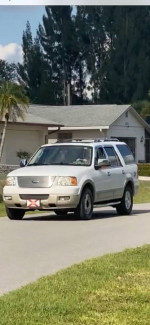 2005 Ford Expedition Eddie Bauer 4WD  90,000 mi