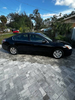 2010 Nissan Altima 137,000 mi