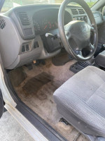 2000 Nissan Frontier XE 4WD  117,000 mi