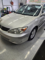 2005 Toyota Camry 122,000 mi
