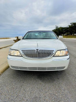 2004 Lincoln Town Car Ultimate RWD 89,000 mi