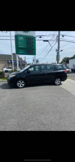 2014 Toyota Sienna 145,000 mi