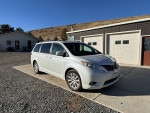 2016 Toyota Sienna XLE 7-Passenger AWD 55,000 mi