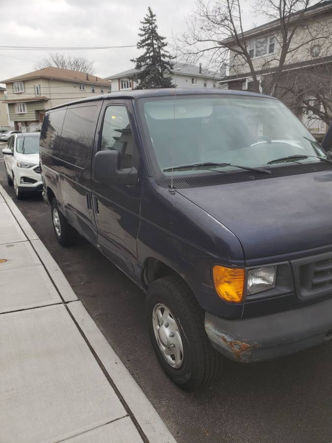 Ford E-250 142,000 mi