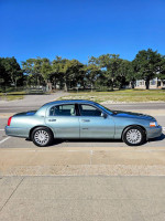 2005 Lincoln Town Car Signature RWD 91,000 mi