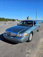 2005 Lincoln Town Car Signature RWD 91,000 mi