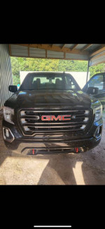 2021 GMC Sierra 1500 AT4 4WD  121,000 mi