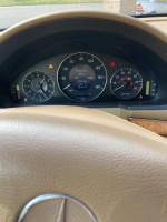 Mercedes-Benz 126,000 mi
