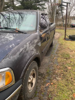 1999 Ford F-150 Work 4WD  141,000 mi