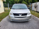 2005 Toyota Sienna 61,000 mi