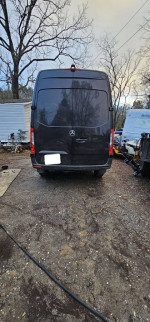 2019 Mercedes-Benz Sprinter 2500 144" WB Cargo RWD 143,000 mi
