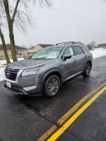 2022 Nissan Pathfinder SV FWD 121,000 mi