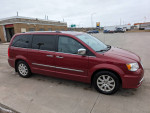 2015 Chrysler Town and Country Limited FWD 89,000 mi