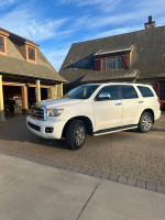 2016 Toyota Sequoia Limited RWD 137,000 mi