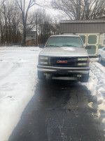 1997 GMC Suburban 150,000 mi