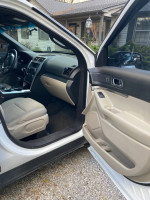 2015 Ford Explorer 136,000 mi