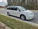 2009 Toyota Sienna XLE 7-Passenger FWD 77,000 mi