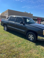 2003 Chevrolet Avalanche 128,000 mi