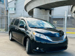 2013 Toyota Sienna XLE 7-Passenger AWD 50,000 mi