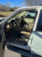 2010 Ford Explorer Eddie Bauer RWD 106,000 mi