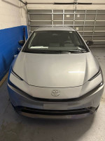 2023 Toyota Prius XLE FWD 122,000 mi