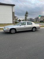 2004 Lincoln Town Car Ultimate RWD 59,000 mi