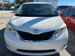 2012 Toyota Sienna 121,000 mi