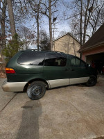 1999 Toyota Sienna 134,000 mi