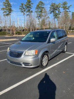 2013 Chrysler Town and Country Touring FWD 88,000 mi