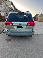 2006 Toyota Sienna LE 7-Passenger FWD 85,000 mi