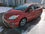 2014 Toyota Prius 132,000 mi