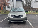 2013 Toyota Sienna 65,000 mi