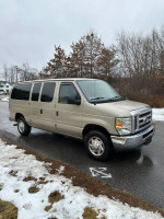 Ford E-350 133,000 mi