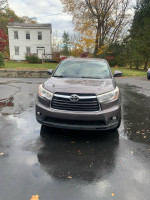 2015 Toyota Highlander LE FWD 77,000 mi