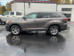 2015 Toyota Highlander LE FWD 77,000 mi