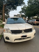 2011 Mitsubishi Endeavor 95,000 mi