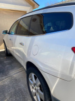 2011 Chevrolet Traverse LTZ FWD 65,000 mi