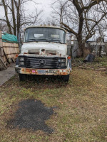 Mercedes-Benz 122,000 mi